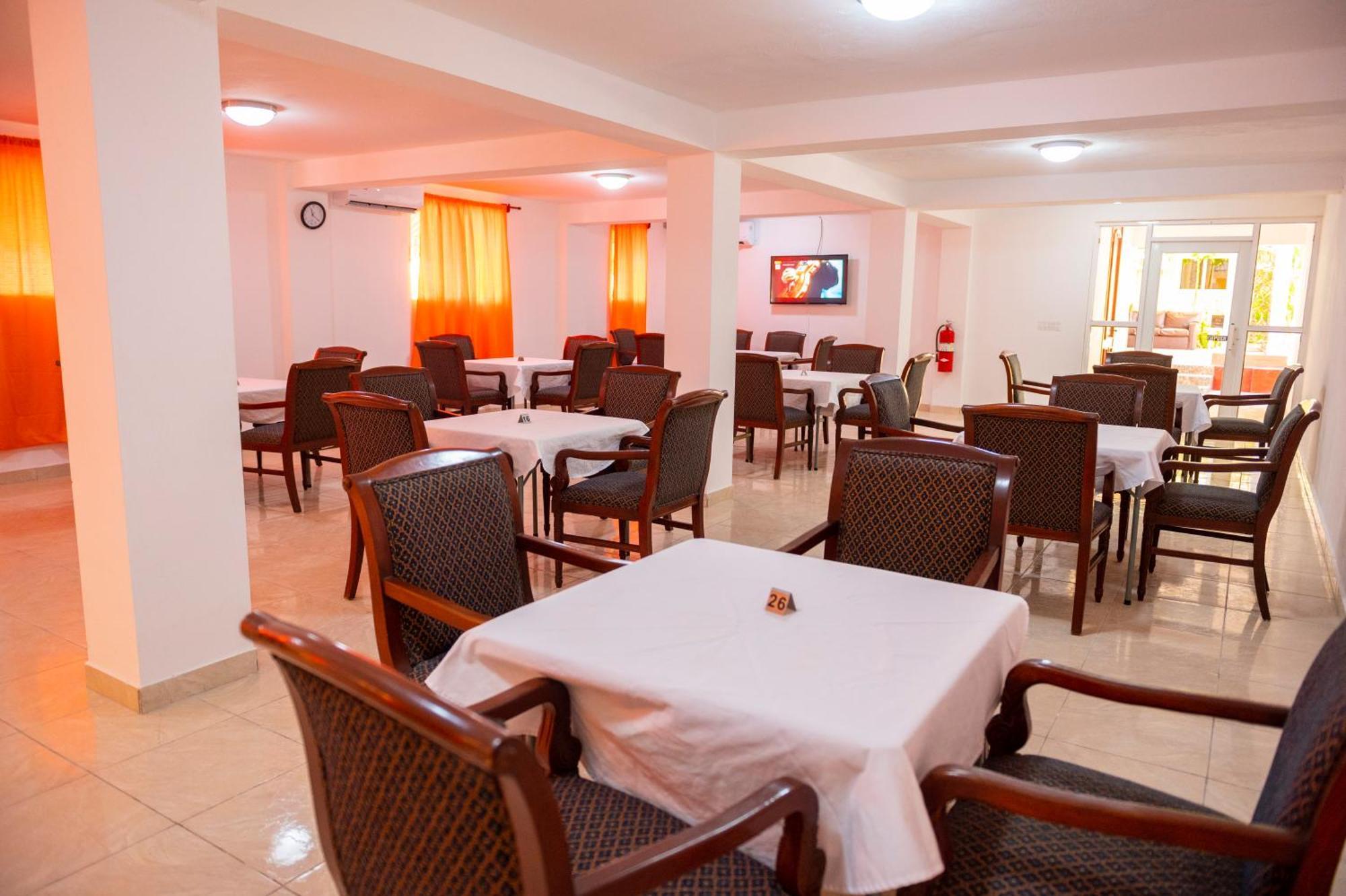 Vivy Hill'S Hotel Port-au-Prince Exterior photo